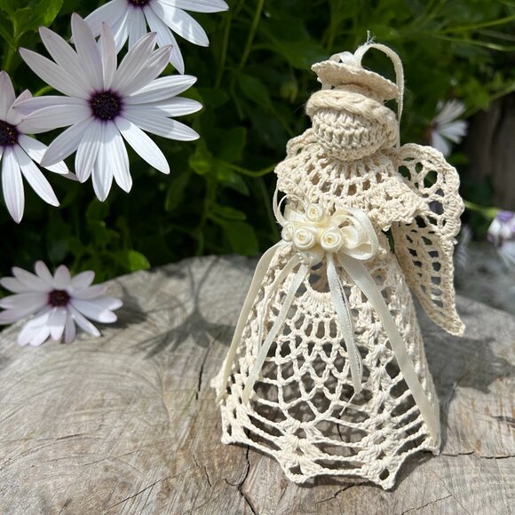 Vintage Crochet Angel Tree Topper - Picture 1 of 4